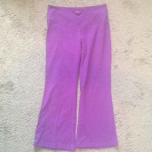 Beyond Yoga small Capri pants